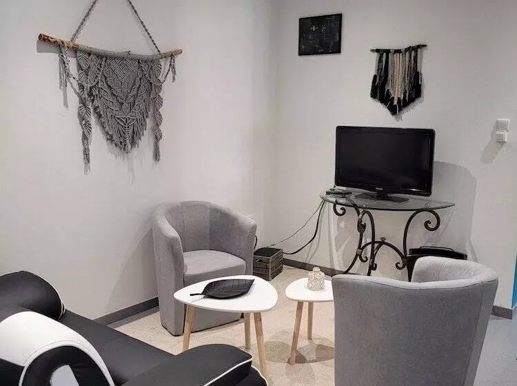 Majatalo Chambre D Hôtes à La Villa René