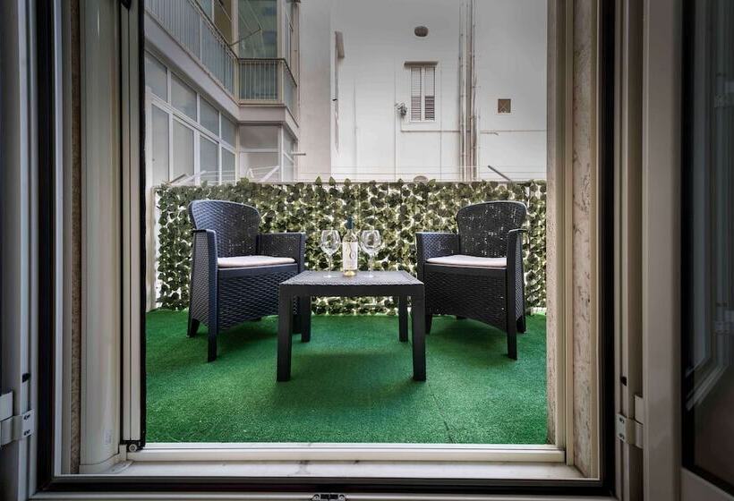 پانسیون Dante 138 Classs & Apartments