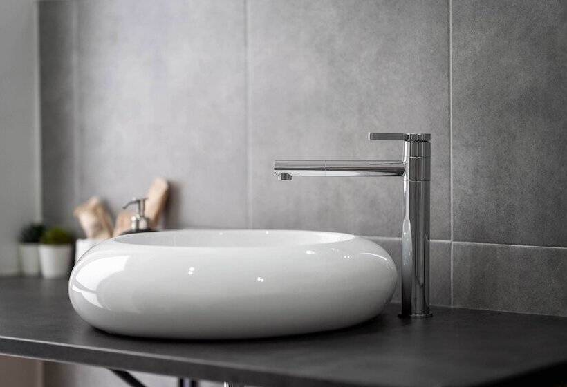 پانسیون Dante 138 Classs & Apartments