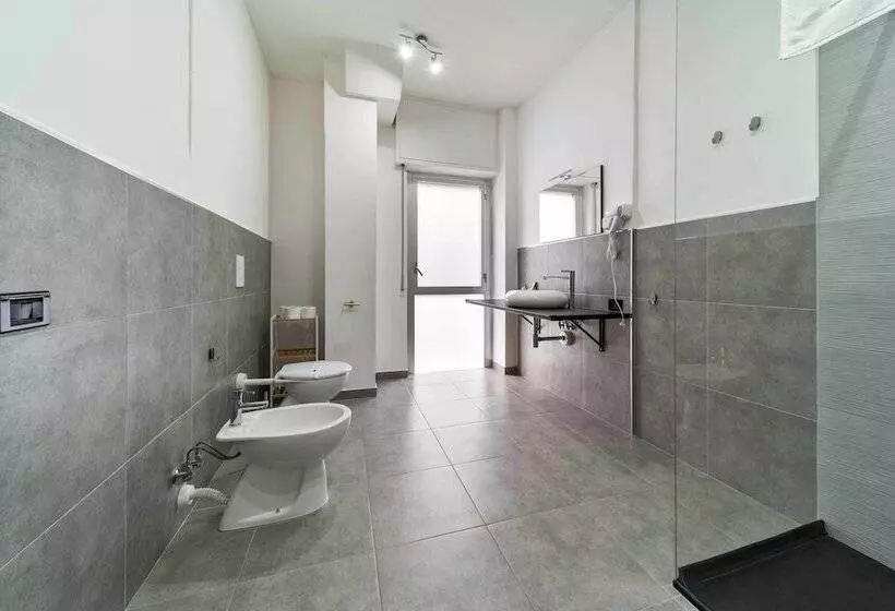 پانسیون Dante 138 Classs & Apartments