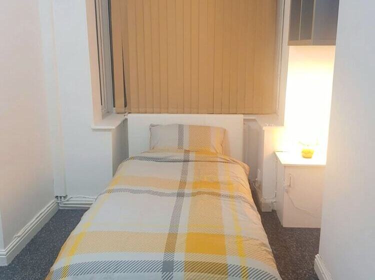 펜션 Kunda House Oliver