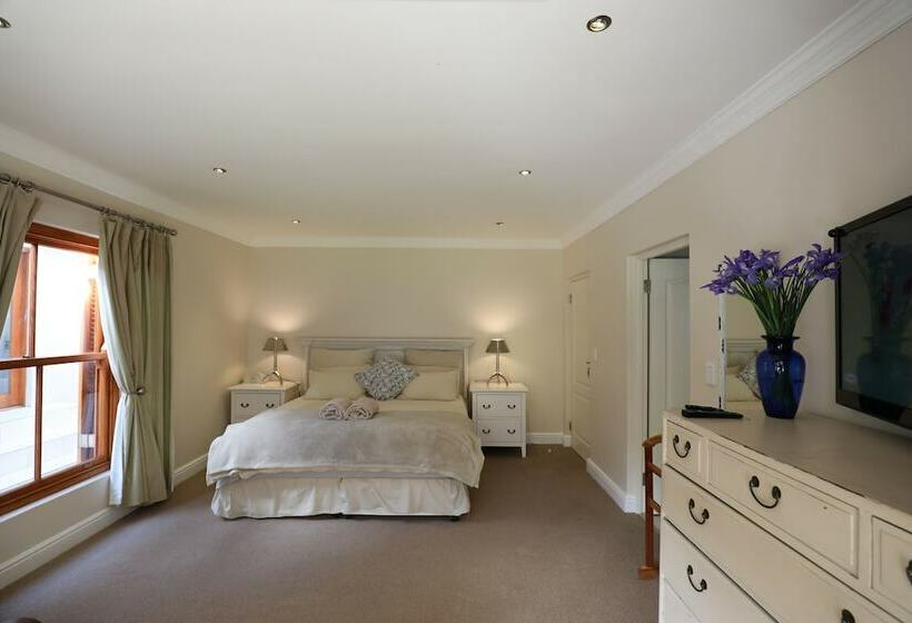 פנסיון Lebonheur