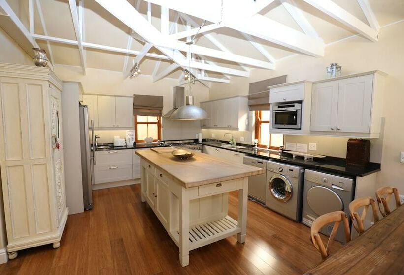 פנסיון Lebonheur