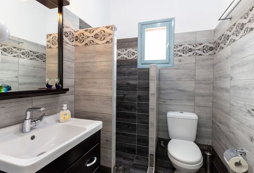 פנסיון Peris Rooms