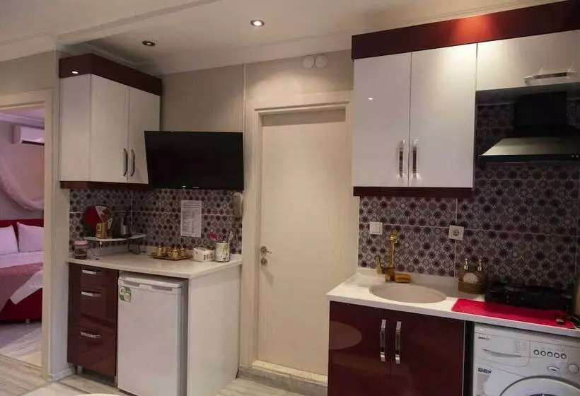 şi̇ri̇nyer Eli̇t Resi̇dance Apart