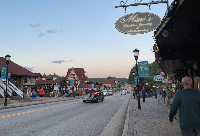 The Sautee Inn Bed & Breakfast