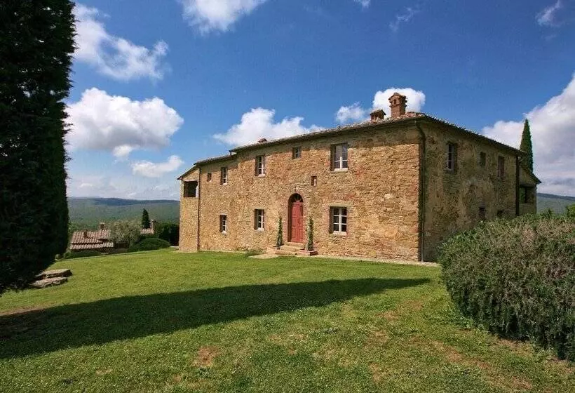Beautiful Farmhouse In Lucignano With Private Terrace