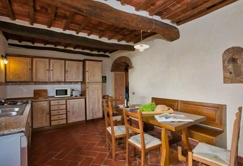 Beautiful Farmhouse In Lucignano With Private Terrace