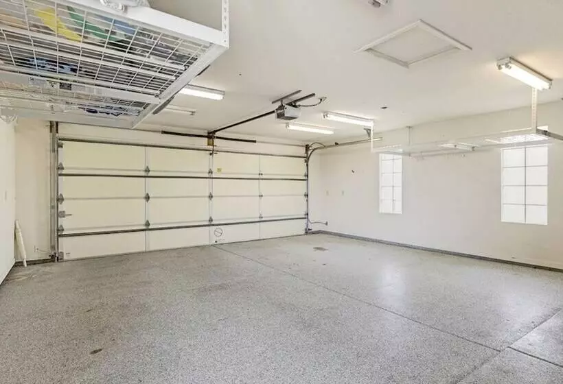 Fountain Hiils 4 Bdrm W/breathtaking Views & Pool!