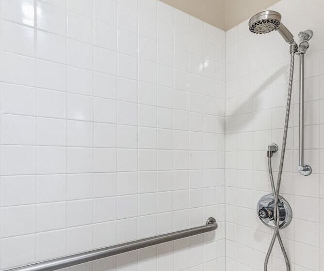 فندق Bend Riverside Rentals