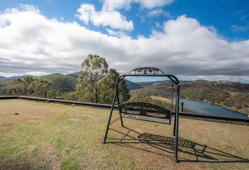 Hotelli Eagle View Escape