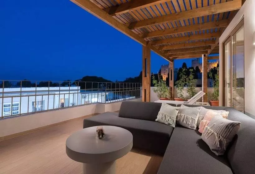 ホテル The 12th City