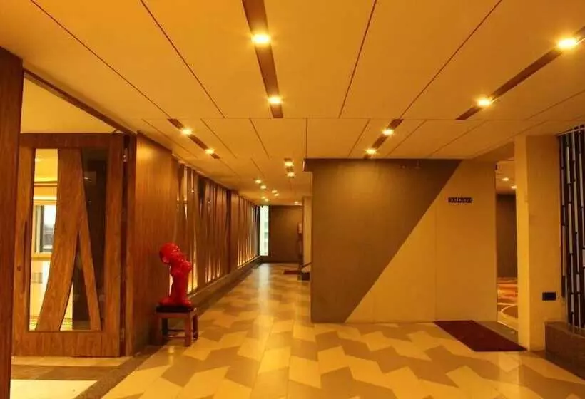 Zip By Spree Hotels Surat