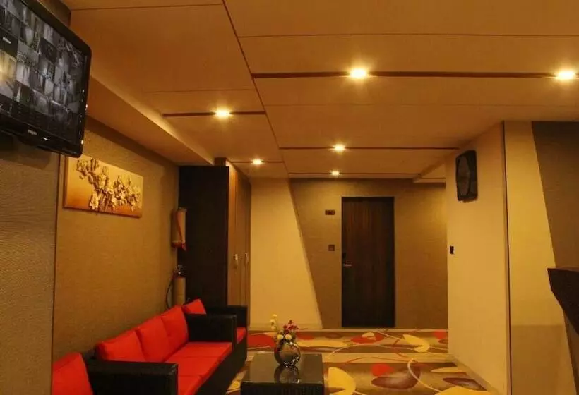 Zip By Spree Hotels Surat