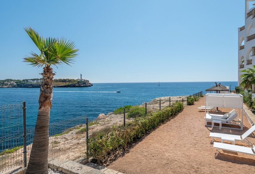 Orange Colom Seaside Apartments