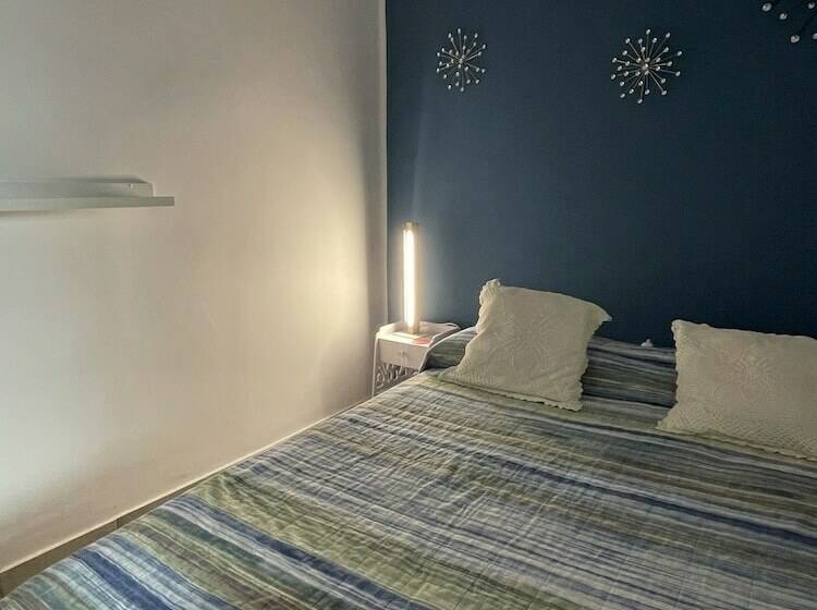 پانسیون Carolina En Alicante