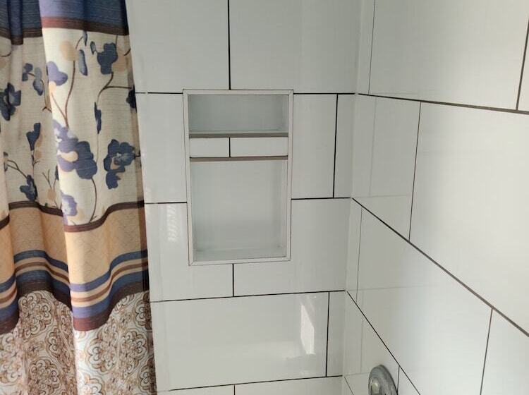 Roseway River Cottages