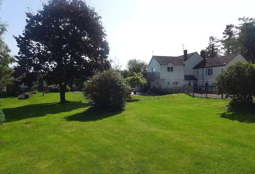 The Rock Self Catering Holiday Accommodation