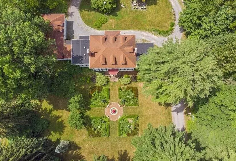 Aamiaismajoitus (B&B) 16 Elm Heritage