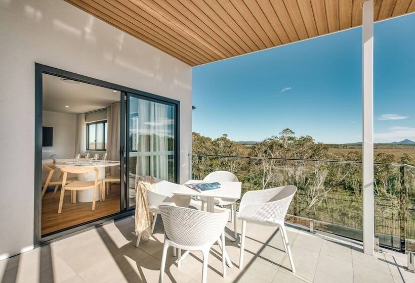 Essence Boutique Hotel & Apartments