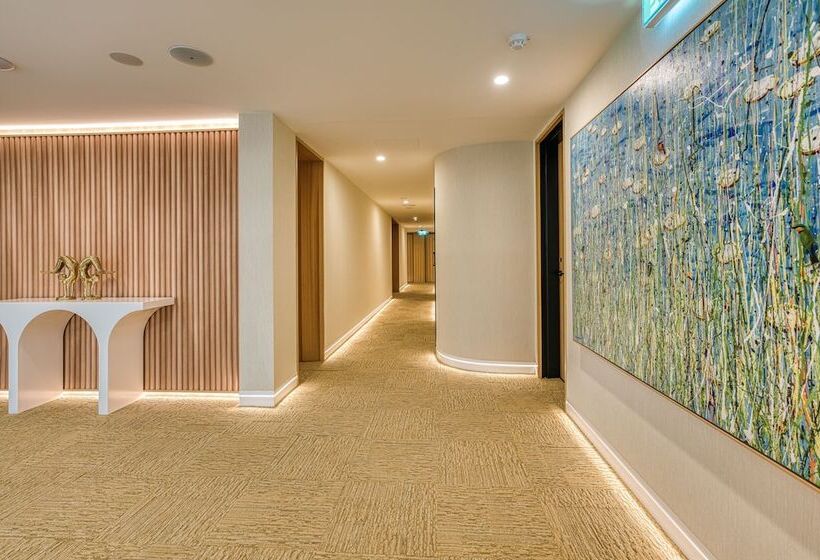 Essence Boutique Hotel & Apartments