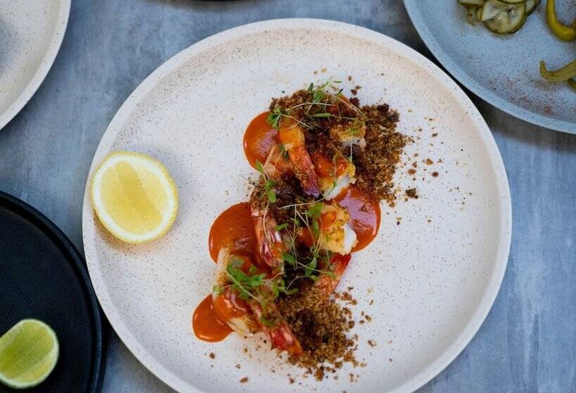 Essence Boutique Hotel & Apartments