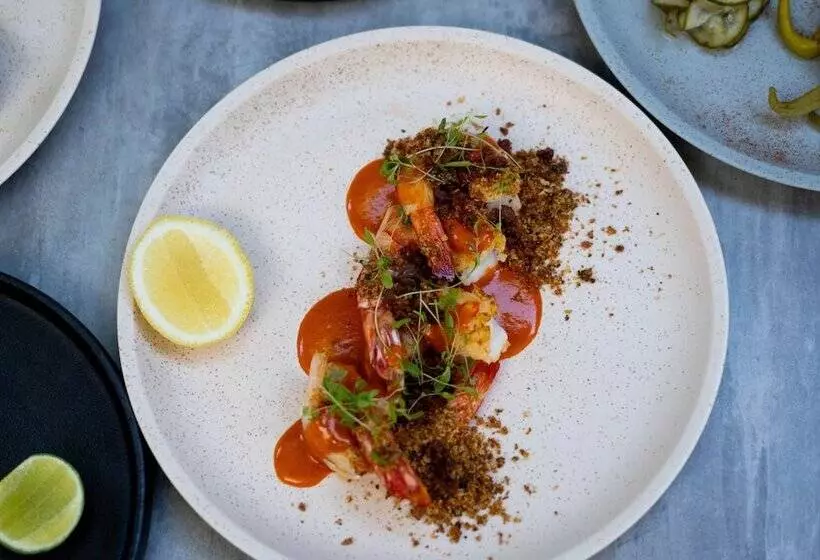 Essence Boutique Hotel & Apartments