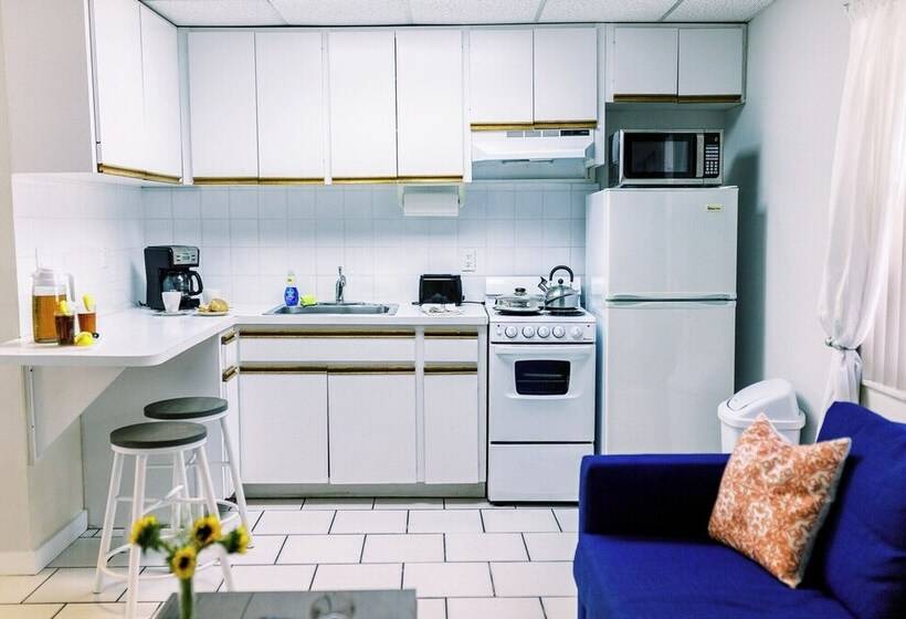 בית מלון כפרי Beachside Gardens Apartments By Lowkl