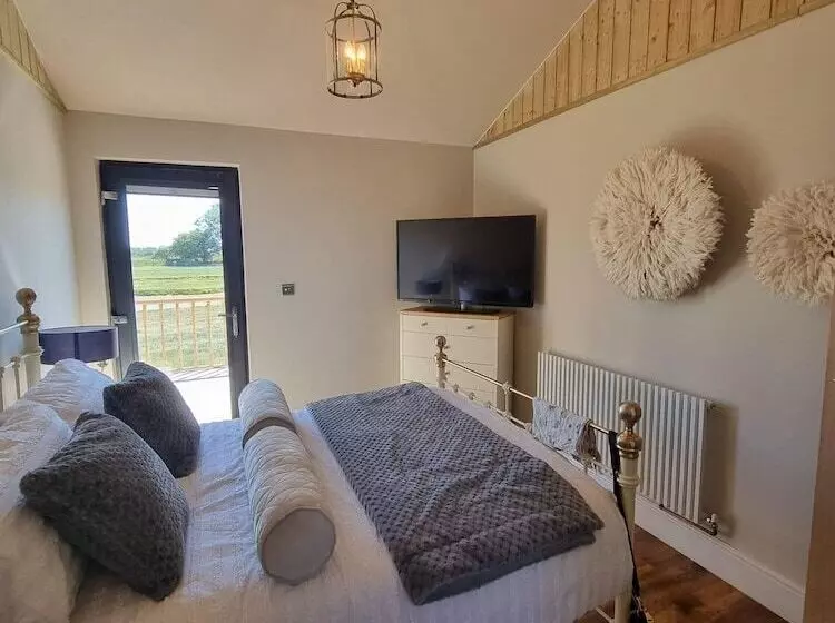 Hotelli Immaculate 4 Bed Private Luxury Lodge Near York