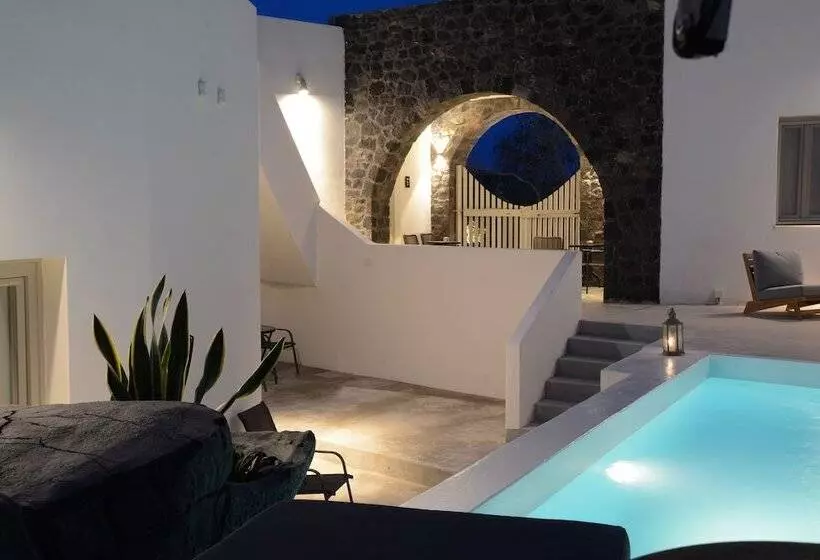 Hotelli Noir Santorini