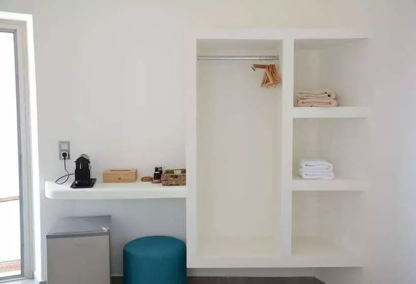 Hotelli Noir Santorini