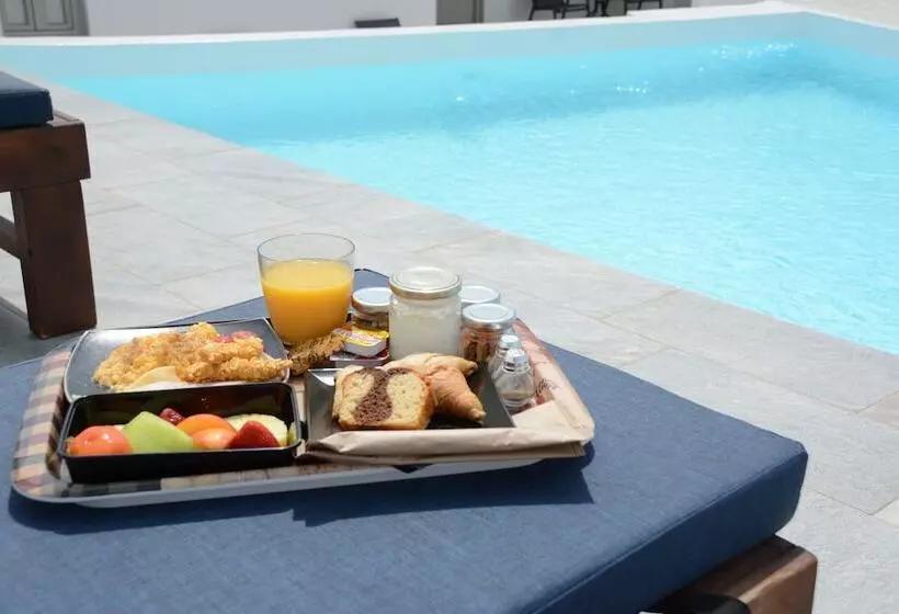 Hotelli Noir Santorini