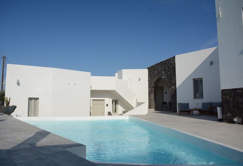 Hotel Noir Santorini