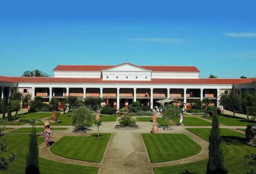 Hotelli Puy Du Fou France – La Villa Gallo Romaine