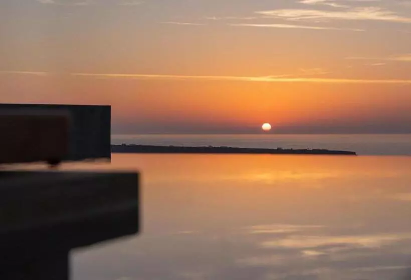 هتل Santo Mine Oia Suites