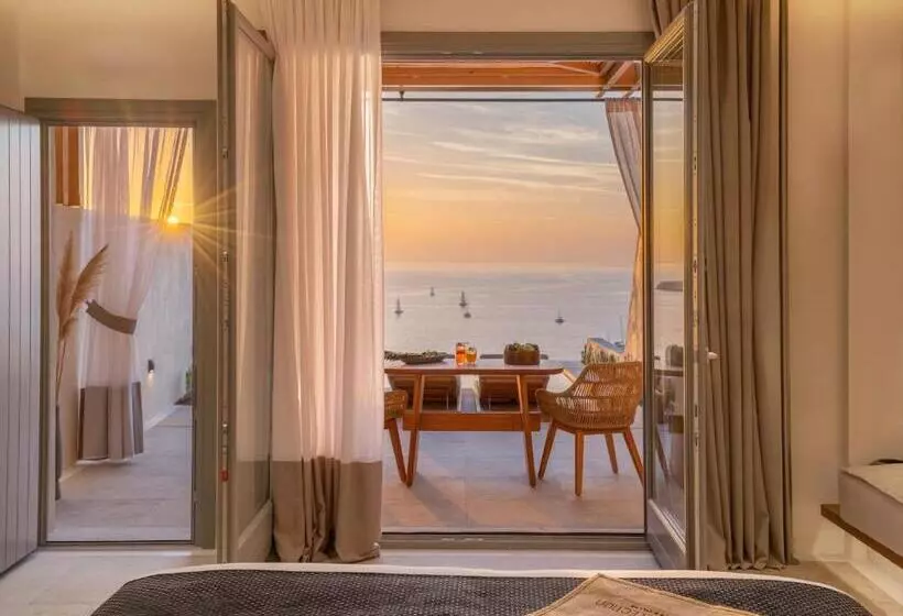 هتل Santo Mine Oia Suites