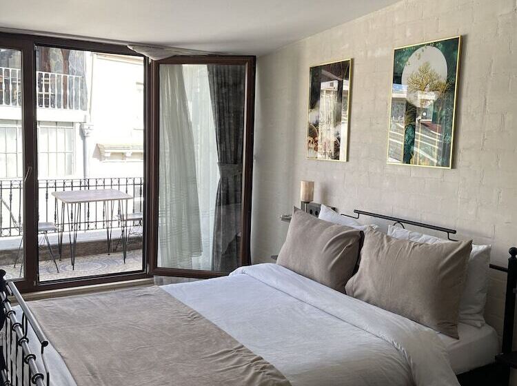 בית מלון כפרי Taksim Park