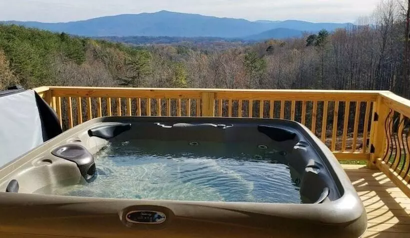 La Hacienda Under The Sun   2 Bedrooms, 2 Baths, Sleeps 4 2 Cabin By Redawning