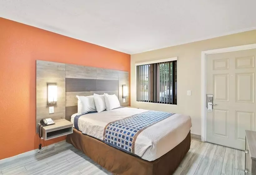 Motelli Anthony S On The Beach