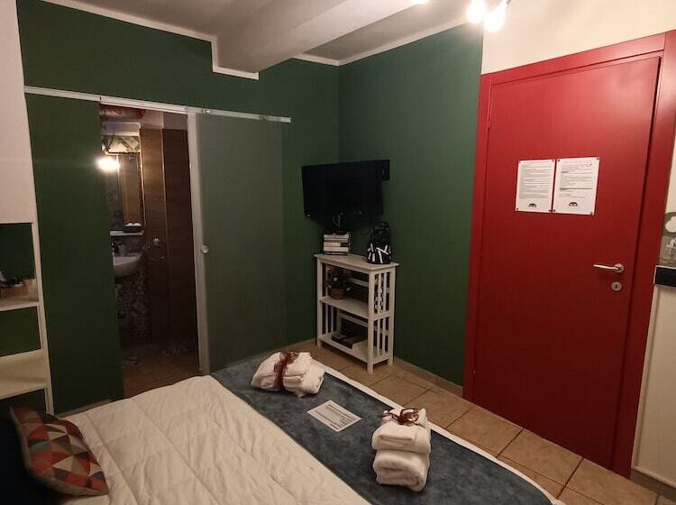 پانسیون Foresteria Del Merlin Cocai