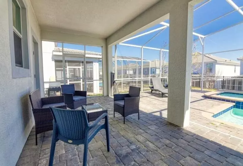 Perfect Vacay, Themed Rooms, Game Room & Theater