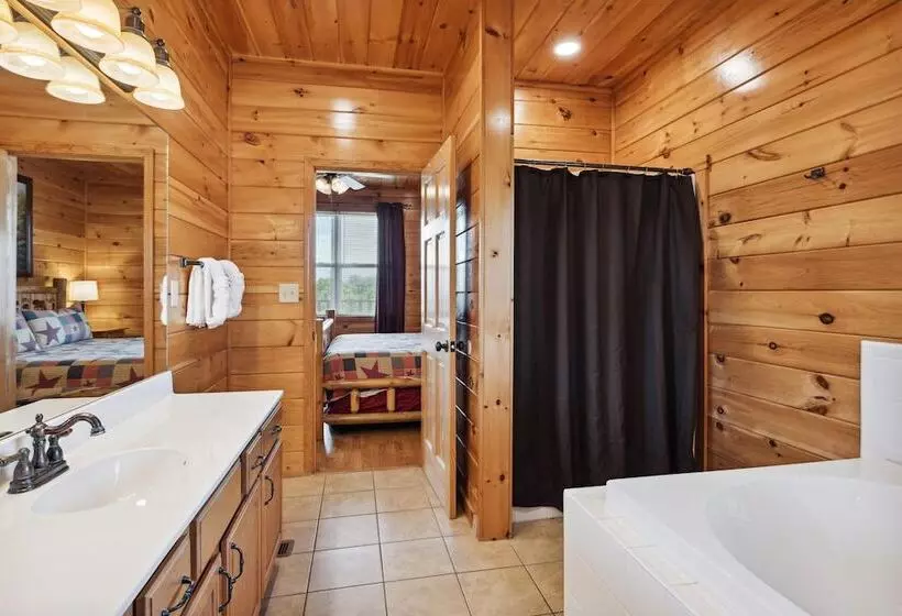 Rocky Top Views #668