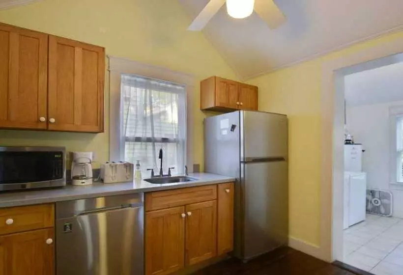 First Breath By Avantstay Close To Old Town W/ Pool Month Long Stays Only