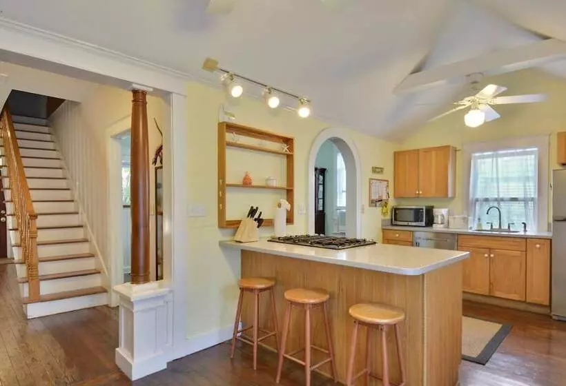 First Breath By Avantstay Close To Old Town W/ Pool Month Long Stays Only