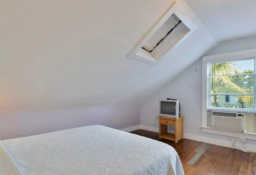 First Breath By Avantstay Close To Old Town W/ Pool Month Long Stays Only