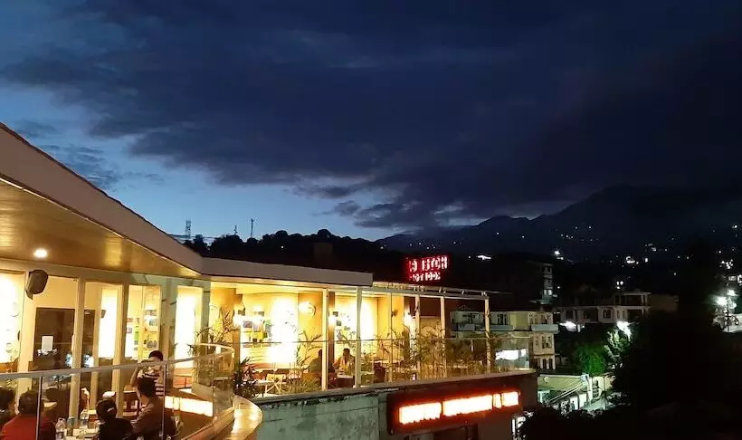 ホテル Centre Point