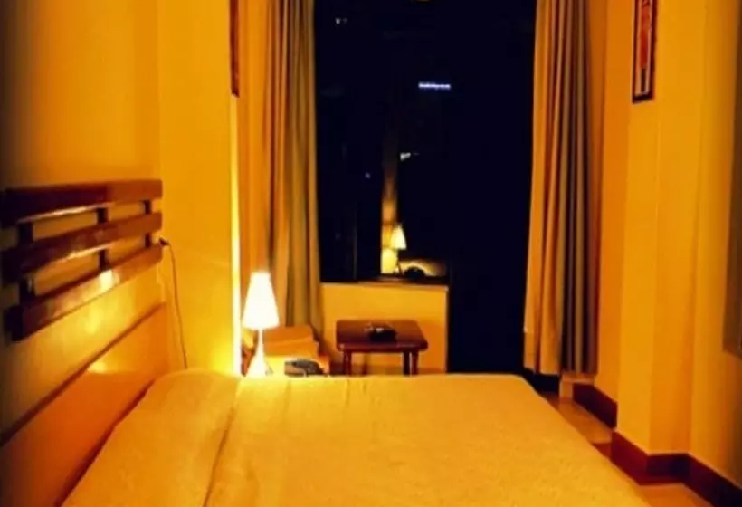 ホテル Centre Point