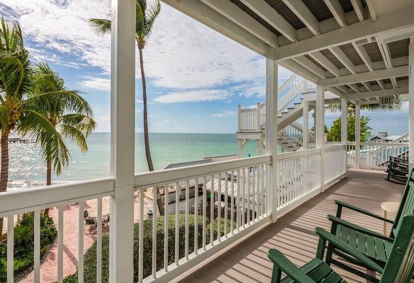 בית מלון כפרי Coconut Beach Resort