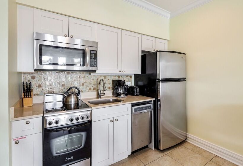 בית מלון כפרי Coconut Beach Resort