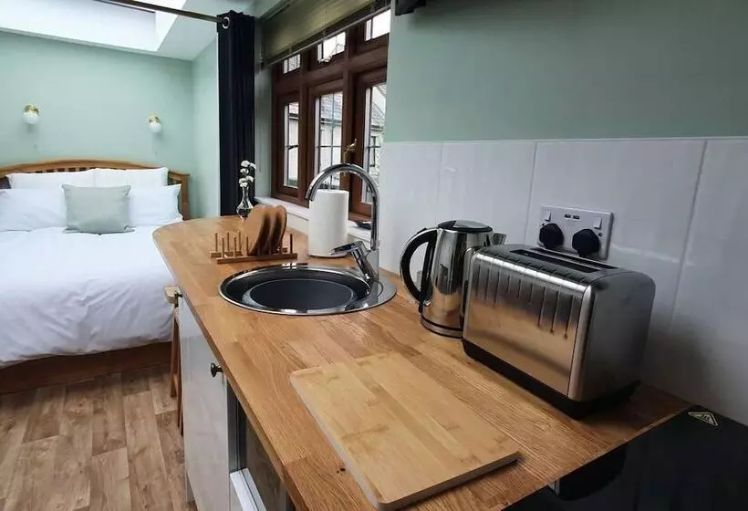 Hotelli La Al Lodge In Kendal, Gateway To The Lakes